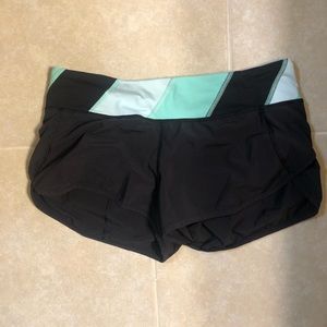 Lululemon size 4 speed short